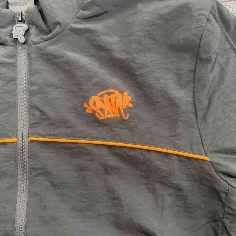 Conjunto Synaworld 'Syna Logo' Shell Black/Orange