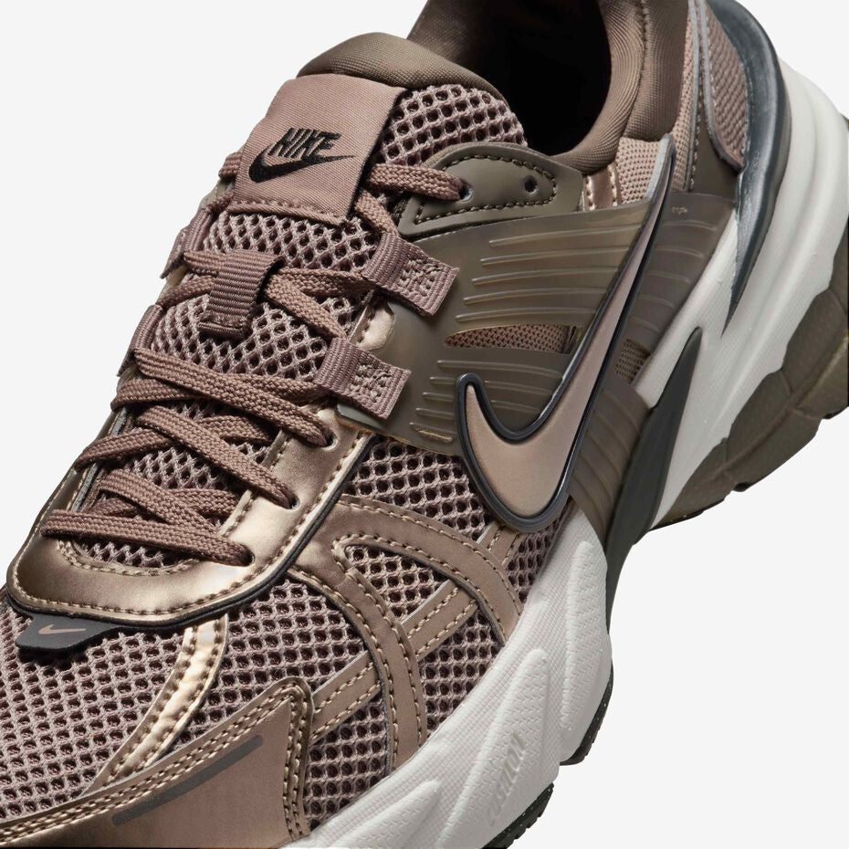 Nike V2K Run Mink Brown Ironstone