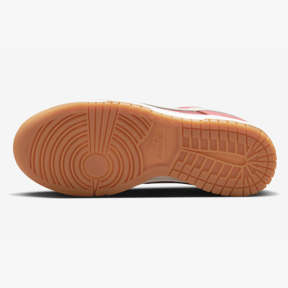 Dunk Low Desert Berry