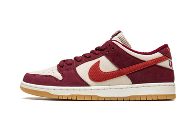 Nike SB Dunk Low Skate Like a Girl