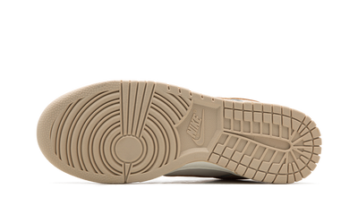 Nike Dunk Low Phantom Metallic Gold