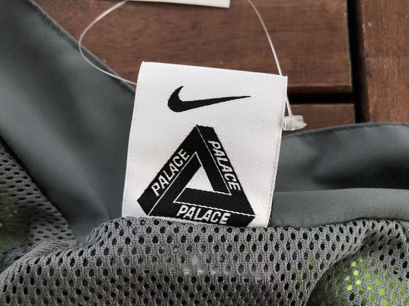 Conjunto Palace x Nike Track Total P90 Grey