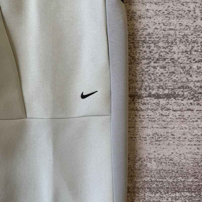 Calça Nike Tech Fleece Pro Cinza