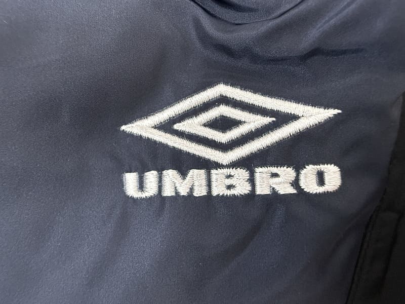 Conjunto Supreme x Umbro Gradient Track Black