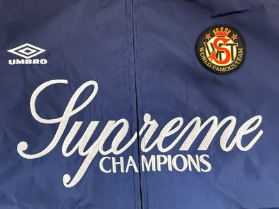 Conjunto Supreme x Umbro Gradient Track Navy