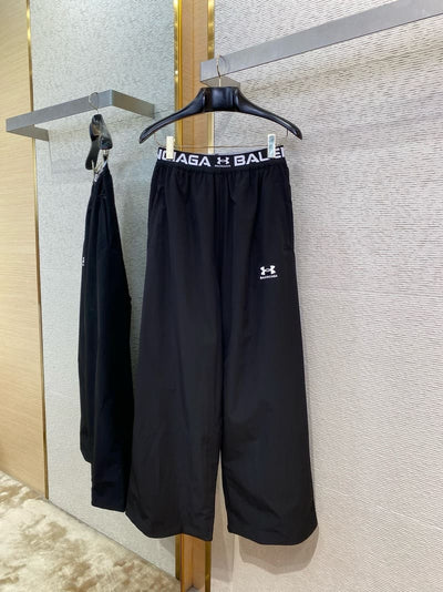 Calça Balenciaga x Under Armor Track