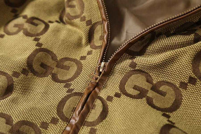 Jaqueta Gucci Jumbo GG Canvas Beige
