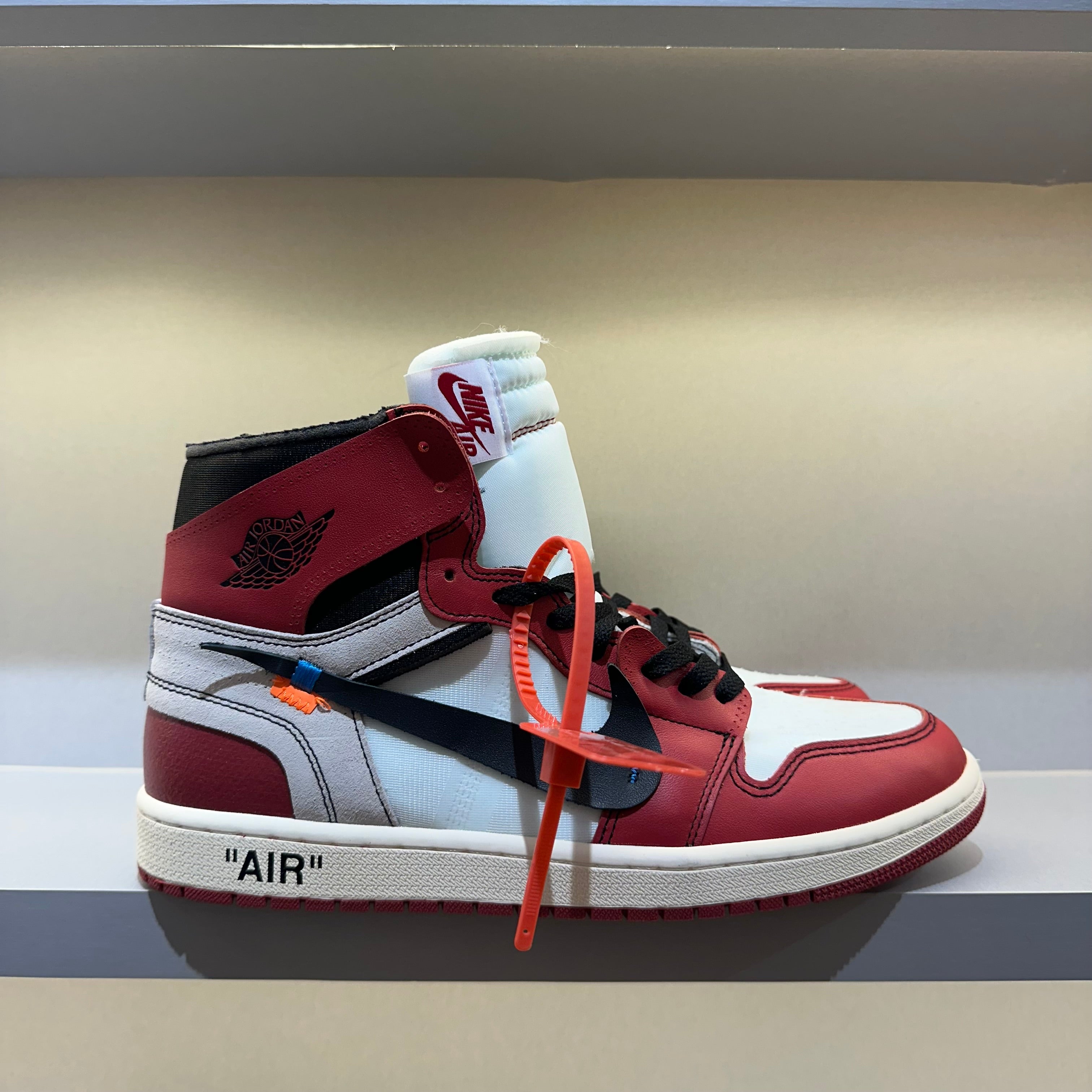 Nike Jordan 1 Retro High x Off White Chicago (Pronta Entrega)