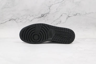 Jordan 1 Low Black Metallic Silver