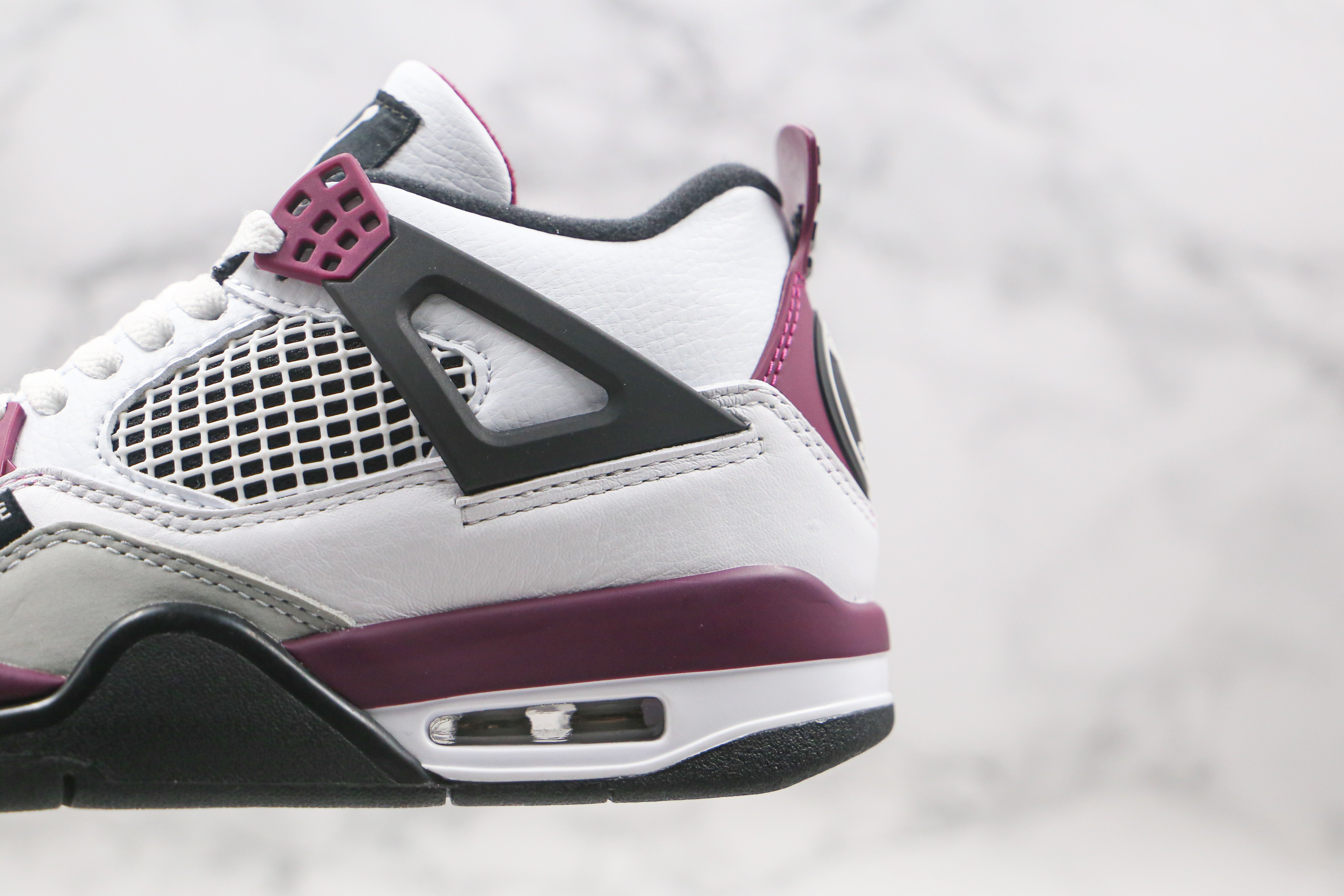 Jordan 4 Retro PSG Paris Saint-Germain