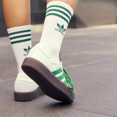 SAMBAE VERDE COM BRANCO–Branco Clean