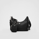 Bolsa em Re-Nylon Prada Re-Edition 2005