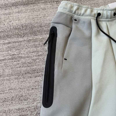Calça Nike Tech Fleece Pro Cinza