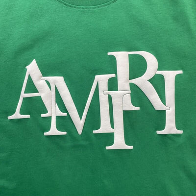 Camiseta Amiri Staggered Logo Verde