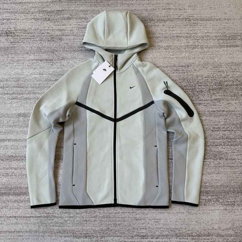 Jaqueta Nike Tech Fleece Pro Wear Cinza