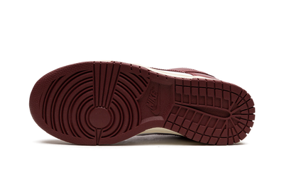 Nike Dunk Low PRM Vintage Team Red