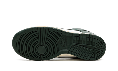 Nike Dunk Low Vintage Green (W)
